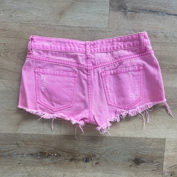 Billabong Hot Pink Cutoff Denim Shorts - Picture 2 of 2